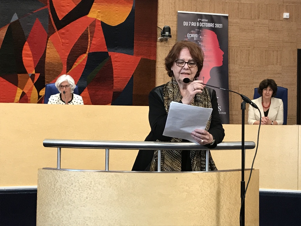 L'écrivaine Lise Gauvin, témoin de la défense au procès-spectacle d'Orléans le 9 octobre 2021.